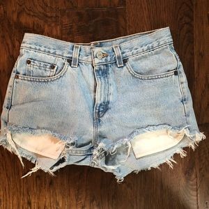 Vintage Levi High-waisted Cutoff Denim/Jean Shorts